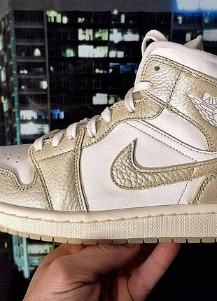Мужские кроссовки nike air jordan 1 mid se(оригинал)42,5-27,5см 43-28см 44-28,5см 44,5-29 см