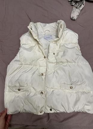 Жилетка reserved молочного кольору s/m/l