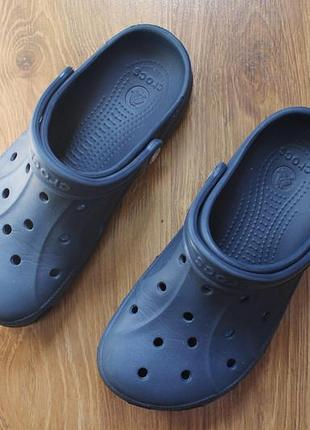 Темно-сині сабо босоніжки сандалії унісекс crocs classic clog із вентиляційними отворами