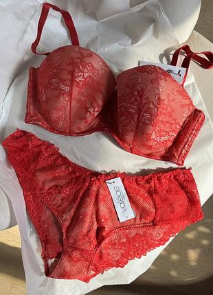 Комплект білизни новий 85е трусики xl