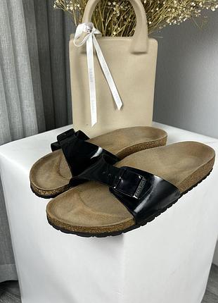 Жіночі оригінальні шльопанці birkenstock