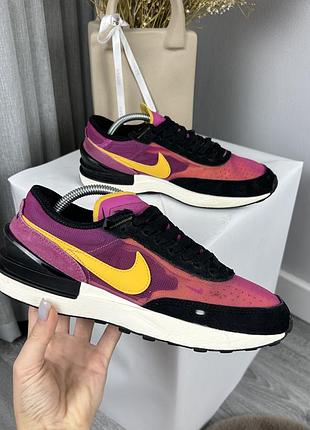 Жіночі оригінальні кросівки nike waffle one