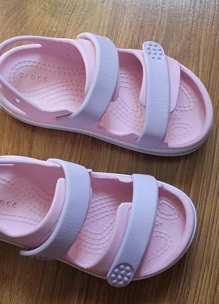 Детские сандалии босоножки на девочку crocs crocband cruiser в светло-розовом цвете