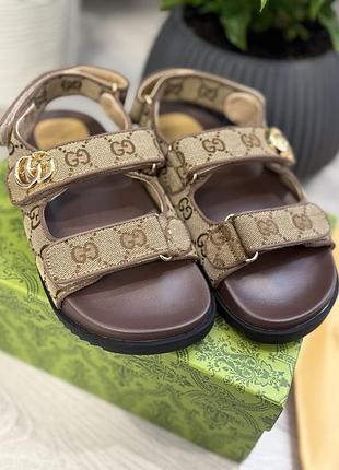 Босоніжки gucci