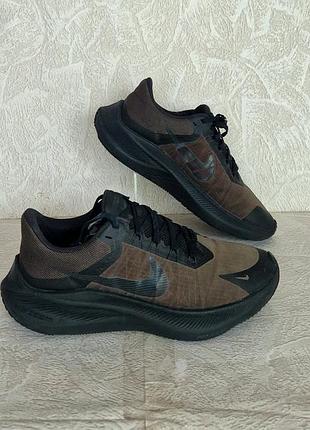 Кроссовки (nike air  zoom winflo 8) размер 40-41