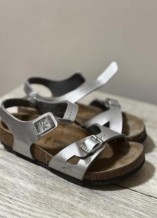 Босоніжки сандалі дитячі birkenstocks 18 см