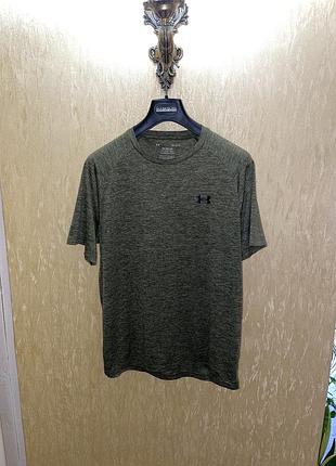 Футболка under armour