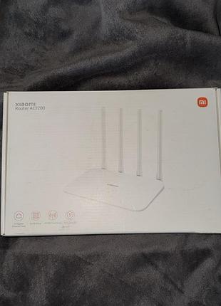 Wi-fi роутер xiaomi router ac1200 був куплений рік тому, використовувався 2 місяці, після чого лежав у коробці