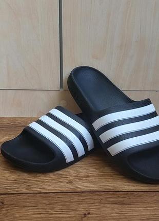 Шлепанцы adidas 35 размер