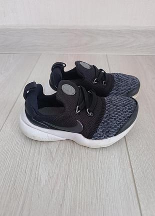 Кроссовки nike presto fly размер 26