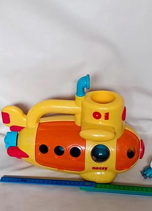 Подводная лодка с фигурками 9