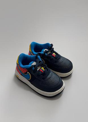 Оригінальні кросівки  nike  форси , розмір 21
