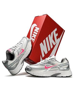Жіночі кросівки nike initiator