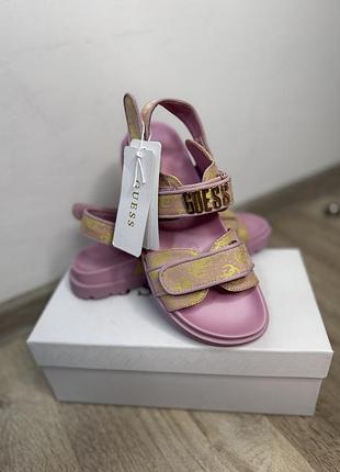 Guess босоніжки оригінальні нові з біркою