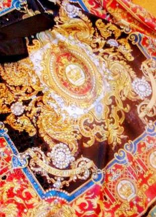Яскрава красива туніка виробництво італію.