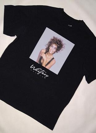 Черная футболка мерч whitney houston