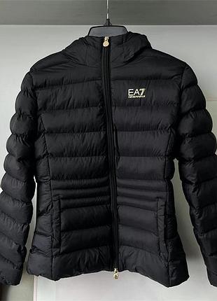 Жіноча вітровка emporio armani