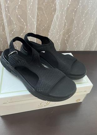 Жіночі сандалі, босоніжки skechers