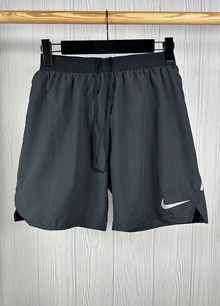 Nike flex distance 7 спортивні бігові шорти для активностей розмір s