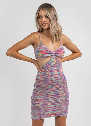 Модна сукня від boohoo