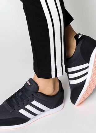 Як нові трендові кросівки adidas v racer 2.0, оригінал, устілка 24см