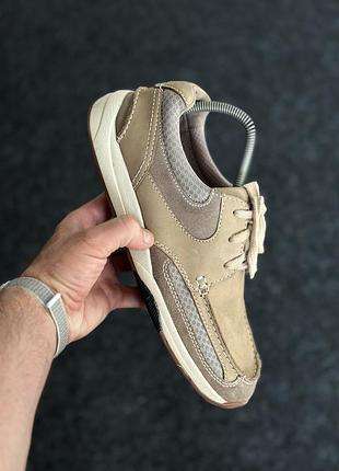 Мокасини clarks