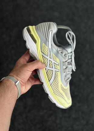 Кросівки asics