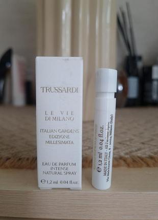 Trussardi le vie di milano italian gardens edizione millesimata, парфумована вода
объем - 1,2ml