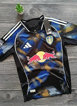 Футболка спортивна