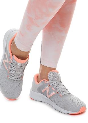 Кросівки жіночі new balance