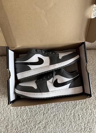 Кросівки кроссовки air jordan 1 low 44р