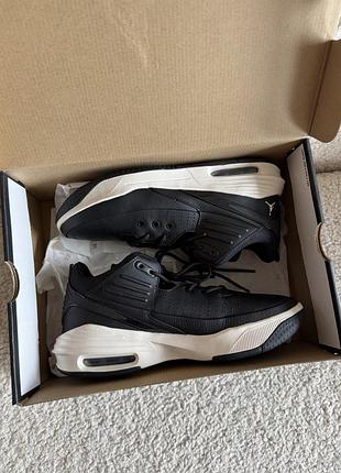 Кросівки кроссвоки jordan max aura5 42,5p