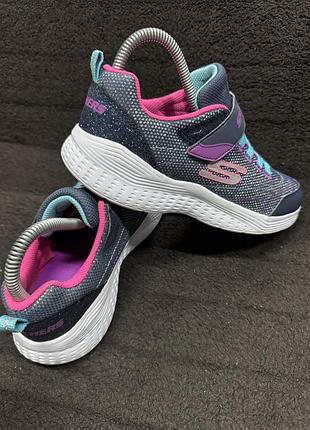Кроссовки skechers