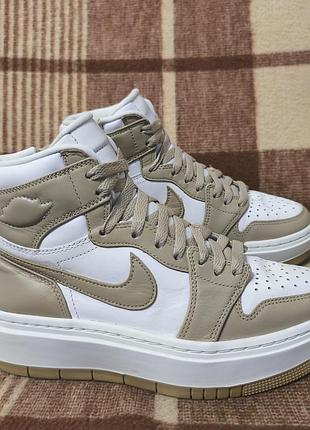 Жіночі кросівки nike air jordan