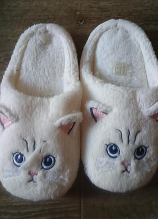 Тапочки котик. лёгкие удобные