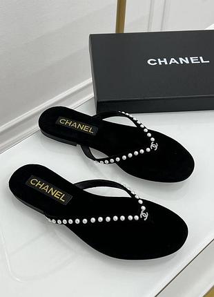 Вʼєтнамки жіночі шане…чорна замша з перлинами. ch@n €l pearl flip flops