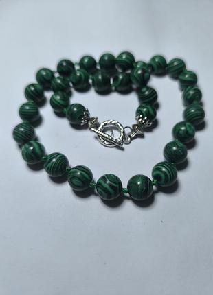 Намисто з малахіту