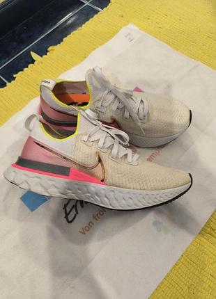 Кросівки nike 44 розміру, торг