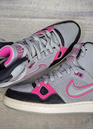 Высокие кроссовки nike force