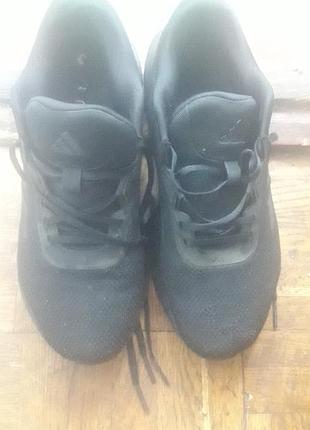 Кроссівки adidas розмір 46