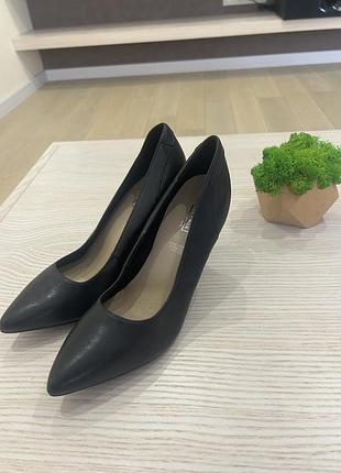 Шкіряні туфлі-човники 5th avenue soft / класичні чорні туфлі на підборах
