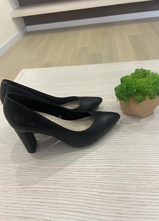 Шкіряні туфлі-човники 5th avenue soft / чорні класичні туфлі (розмір 37)