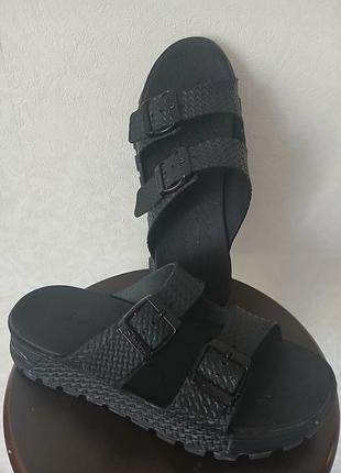 Шльопанці жіночі skechers, розмір 39.