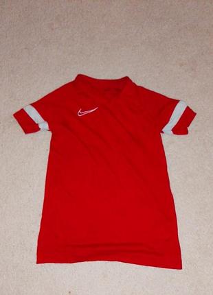 Футболка спортивна nike. розмір 128-137