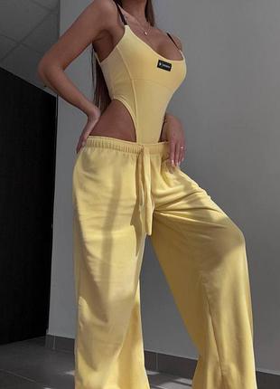 Костюм женский велюровая двойка боди и палаццо лимонный, l-xl