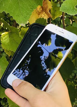Продам айфон 8 на 64gb 3