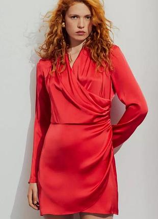 Атласовое платье платья h&amp;m,m
