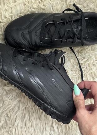 Кроссовки сороконожки adidas predator