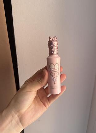 Консилер flower 'nows midsummer fairytales collection highlighting concealer