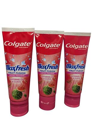 Зубная паста colgate max fresh fruit fusion со вкусом арбуза и гуавы.